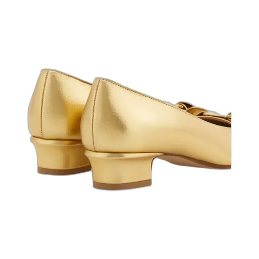 Vara Bow Pump Shoe