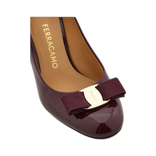Vara Bow Pump Shoe