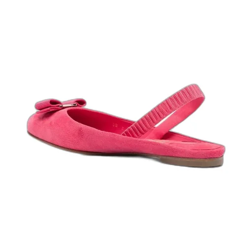 Bow-Detailed Slip-On Flat Shoes