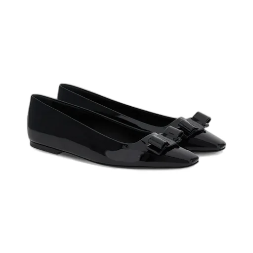 Vara Bow Detailed Ballet Flats