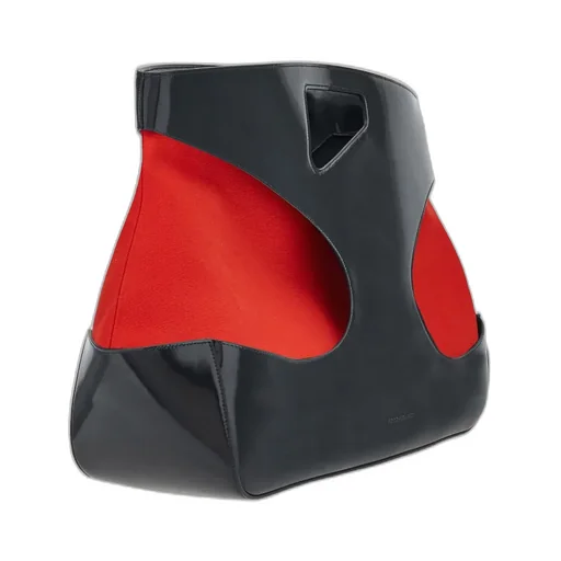 Hollowed-Out Detail Shoulder Bag