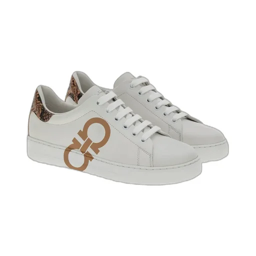 Low-Top Trainers
