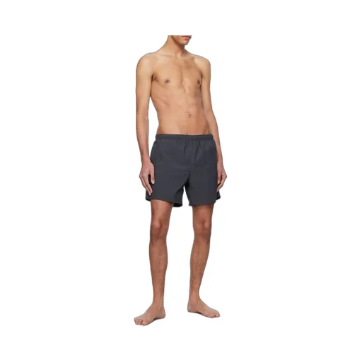 Drape Tech Trunks