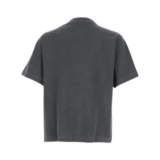 Short-Sleeved T-Shirt