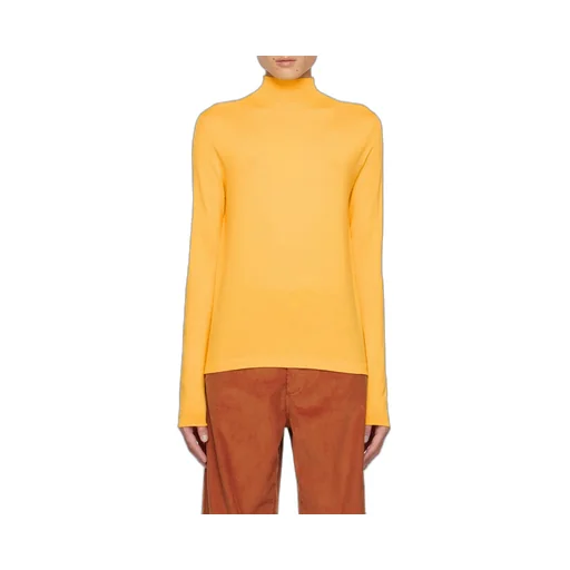 Long-Sleeved High-Neck Pullover