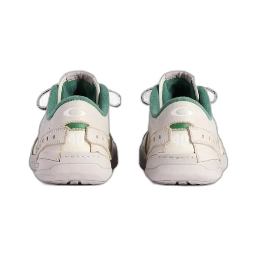 Hamptons Medium Worn-Out Sneaker