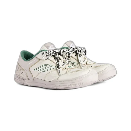 Hamptons Medium Worn-Out Sneaker