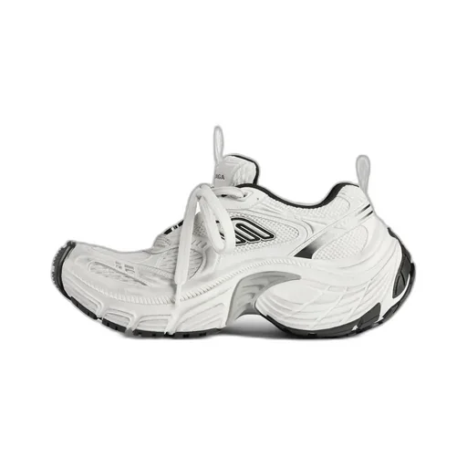 6Xl Hardware Sneaker