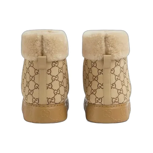 Boot With Merino Wool Lining