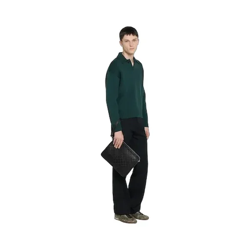 Gg Emblem Medium Crossbody Bag