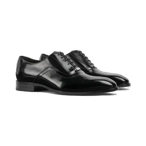 Lace-Up Shoe With Topstitch