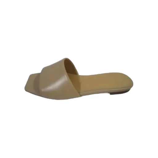 Square-Toed Slippers