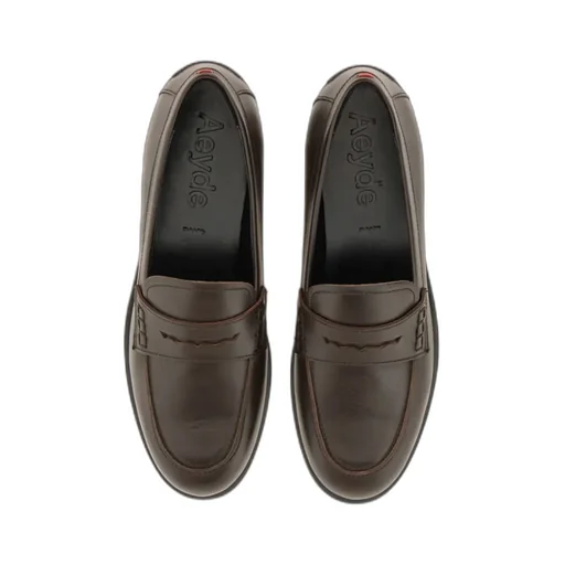 Leather Loafers With Penny Strap And Round Toe