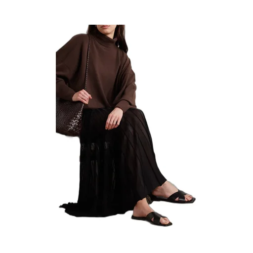 Crossed Loop Sandals