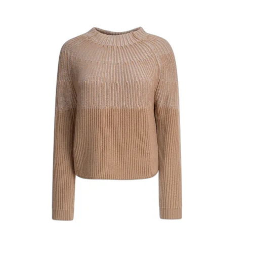 Long-Sleeved Pullover