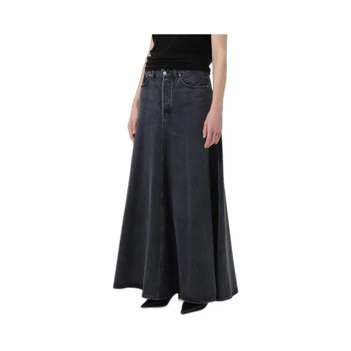 High-Waist Wide-Leg Jeans