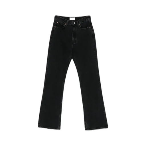 High-Waisted Jeans