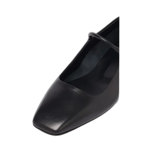 Uma Mary Jane Flats