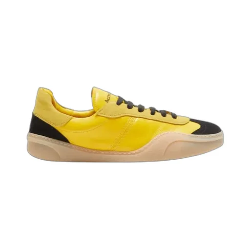 Round Head Lacing Casual Sneakers