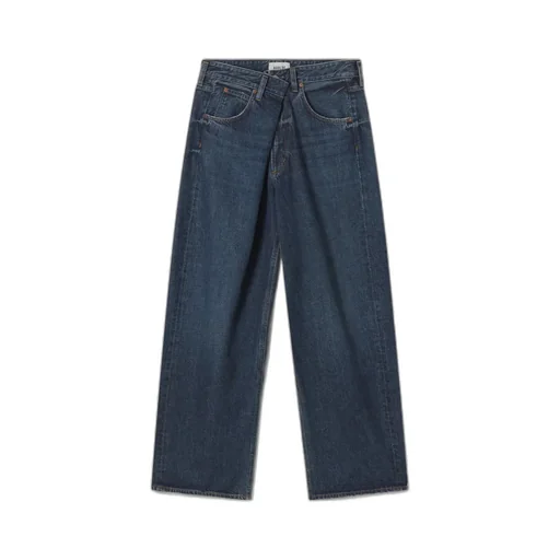 Wide-Leg Jeans