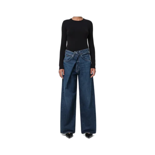 Wide-Leg Jeans
