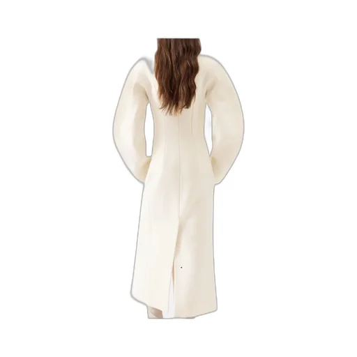 The Curvo Long Sleeved Coat