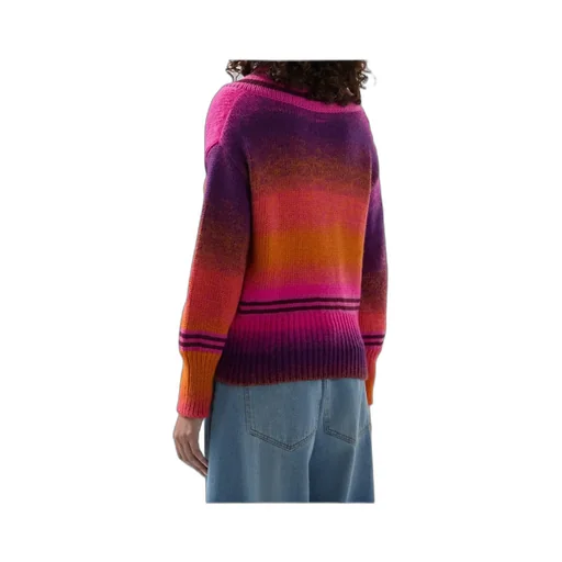 V-Neck Degrade Jumpers