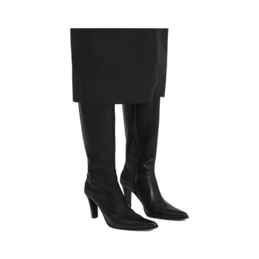 Pointed-Toe Heeled Boots