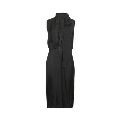 Sleeveless Dress