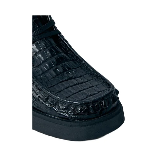 Torview Lace-Up Shoes