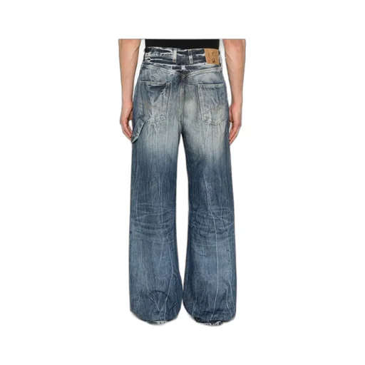 Wide-Leg Jeans