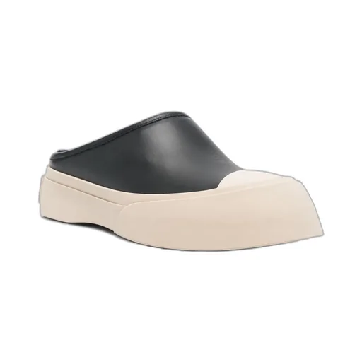 Pablo Round Toe Slippers