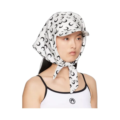 Moon Veiled Cap