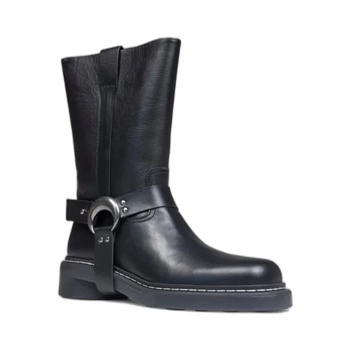Logo Plaque Round Toe Boots