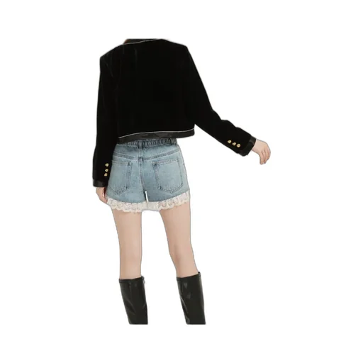 Gold-Buttoned Fragrant Jacket