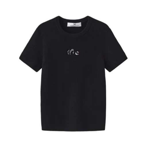Short-Sleeved T-Shirt