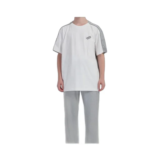 Short-Sleeved T-Shirt