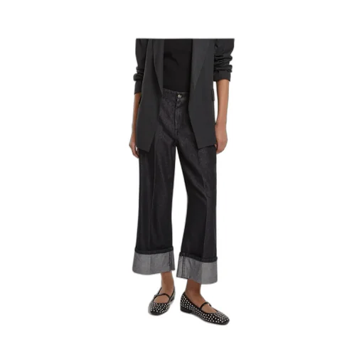 Straight-Fit Jeans