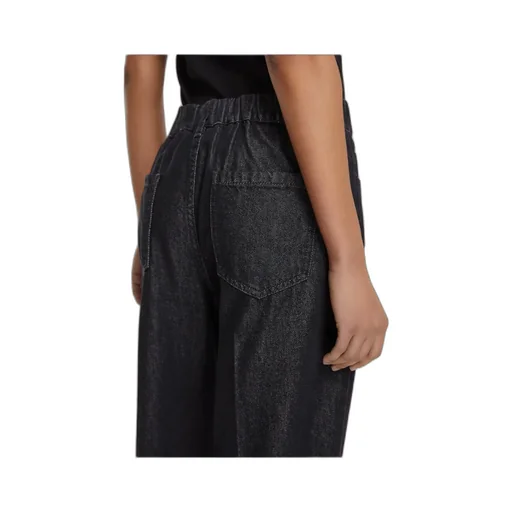 Straight-Fit Jeans