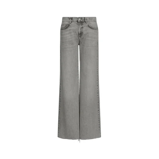 Wide-Leg Jeans