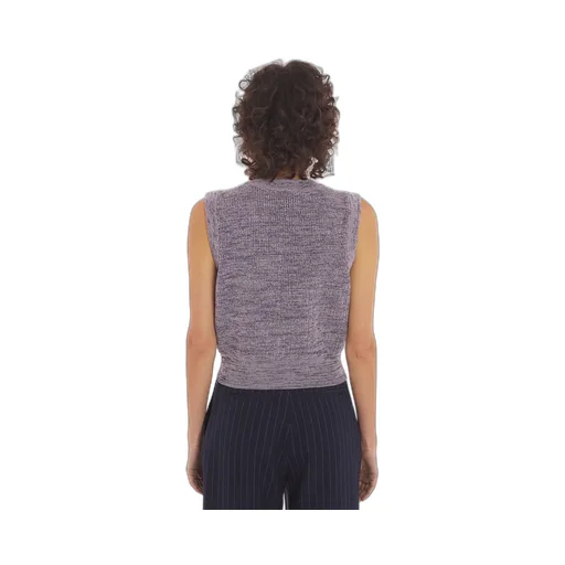 V-Neck Rib Vest