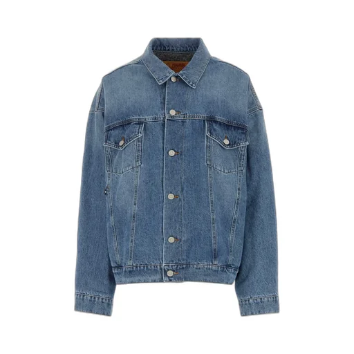 Long Sleeved Buttoned Denim Jacket
