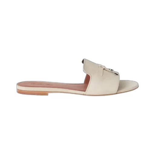 Summer Charms Sandal