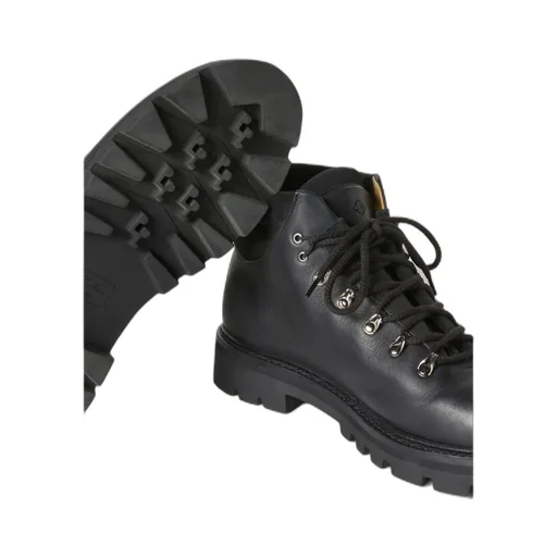 Beinn Walk Ankle Boots