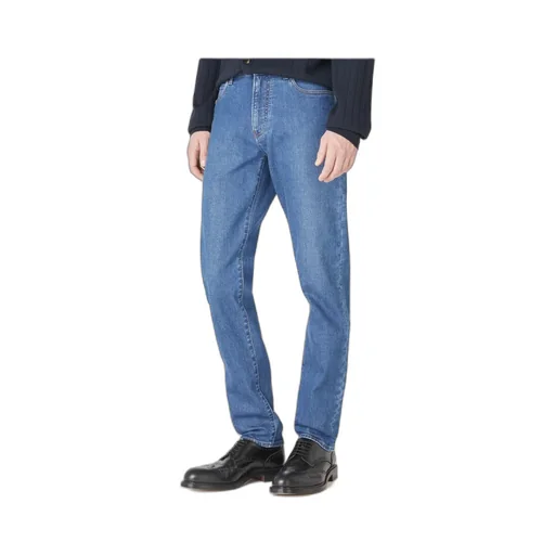 Belt-Loop Jeans