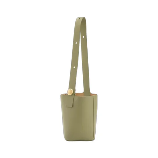 Medium Pebble Bucket In Mellow Calfskin