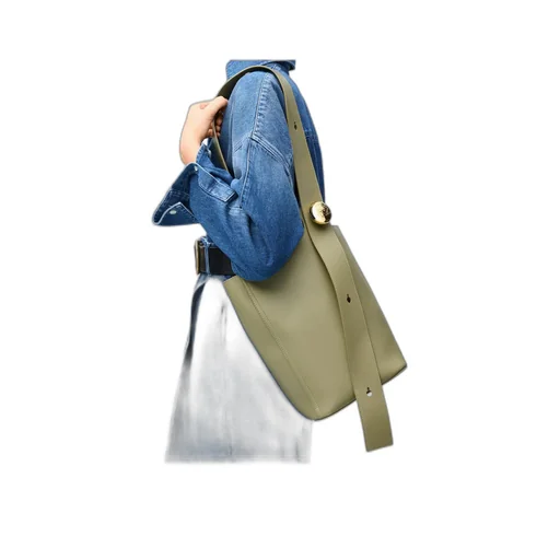 Medium Pebble Bucket In Mellow Calfskin