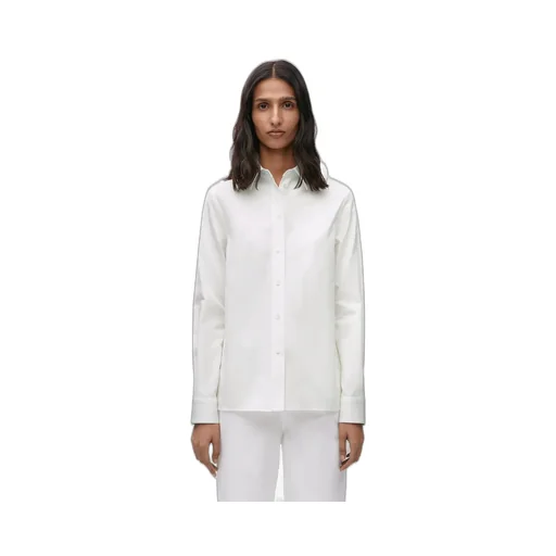 Buttoned Long-Sleeved Shirt