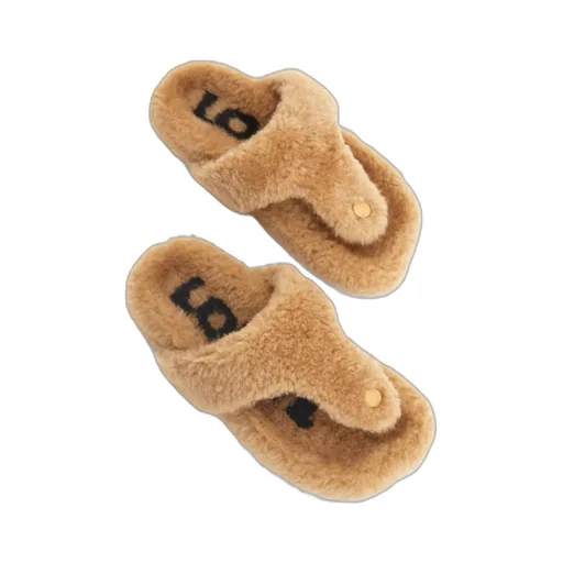 Ease Toe Post Sandal In Shearling