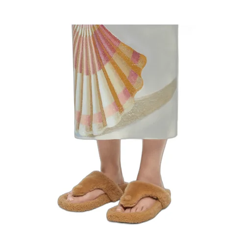 Ease Toe Post Sandal In Shearling